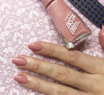 Лак для ногтей Sally Hansen Insta Dri Mauve It 213