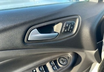 Ford Kuga II SUV Facelifting 2.0 TDCi 180KM 2017 Ford Kuga 2.0 TDCI 180 KM 4x4 automat ST-Line pakiety 2.0 Diesel 180KM, zdjęcie 8