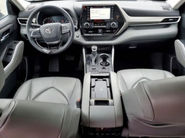 Toyota Highlander III 2021 Toyota Highlander 2021 Toyota HIGHLANDER XLE 3.5 Benzyna 295KM, zdjęcie 7