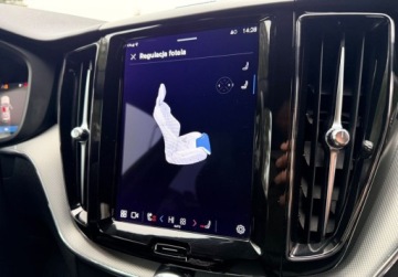 Volvo XC60 II 2023 Volvo XC 60 B4 FullLed El.Klapa Fotele Pamieci Skora Kamera Blis Harmann G, zdjęcie 24