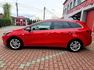 Kia Ceed II Kombi 1.6 CRDi 128KM 2014 Kia Cee&#039;d KlimaTronik, Kam. Cofania, Navi, Grzane, zdjęcie 3