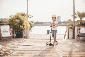 SCOOTANDRIDE KASK Dla Dzieci Regulowany Lampka LED S-M Lemon 3 lata+