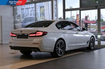 BMW Seria 5 G30-G31 Limuzyna 518d 150KM 2020 BMW Seria 5 518dFV23Adaptacyjne Reflektory LEDPrzyciemniane Szyby 2.0, zdjęcie 20