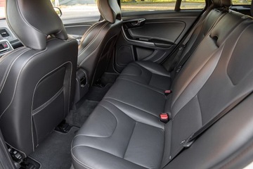 Volvo V60 I Kombi Facelifting 2.0 D2 DRIVE-E 120KM 2018 VOLVO V60 2.0 D2 120PS Lift Serwis Navi Skóry Biała Perła Piękny Gwarancja!, zdjęcie 7