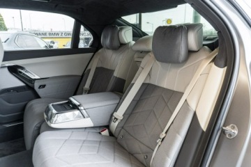 BMW Seria 7 G70 Sedan 3.0 40d 299KM 2026 BMW 740 xDrive Limuzyna, zdjęcie 30