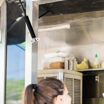 ДВОЙНЫЕ ГАЗОВЫЕ ПРУЖИННЫЕ АМОРТИЗАТОРЫ ДЛЯ КРОВАТИ И ТВ-ШКАФА В КАМЕРЕ