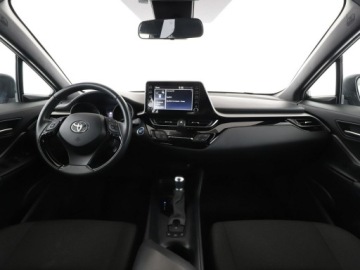 Toyota C-HR I Crossover Facelifting 1.8 Hybrid 122KM 2021 Toyota C-HR HEV kamera klima-auto tempomat hak LED, zdjęcie 14
