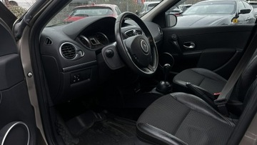 Renault Clio III 2010 Renault Clio Automat 1.5diesel 86KM / klimatronic, zdjęcie 5