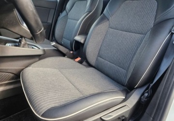 Renault Clio V Hatchback 5d 1.0 TCe 100KM 2020 Renault Clio Benzyna, Niski przebieg, Dobrze wyposazony, Polecam Benzyna, zdjęcie 37