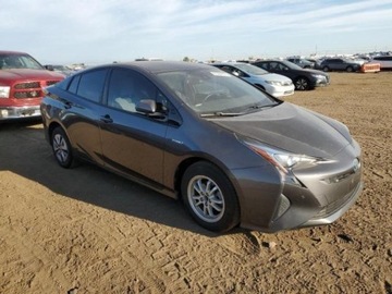 Toyota Prius IV Hatchback 1.8 Hybrid 122KM 2017 Toyota Prius 2017, 1.8L, po gradobiciu, zdjęcie 3