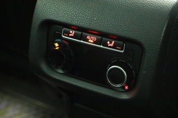 Volkswagen Sharan II Van 2.0 TDI-CR BMT 140KM 2014 VW Sharan 2.0 TDI, Salon Polska, DSG, Skóra, Navi, zdjęcie 12