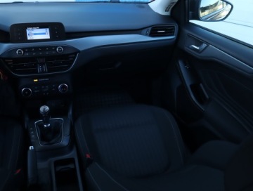 Ford Focus IV Hatchback 1.0 EcoBoost 125KM 2019 Ford Focus 1.0 EcoBoost, Salon Polska, Serwis ASO, zdjęcie 7