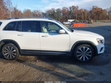 Mercedes GLB 2023 Mercedes-Benz GLB 2023 r., 2,0L 250 4MATIC 2.0 Benzyna 221KM, zdjęcie 12