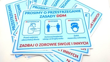 Дезинфицирующая маска с наклейками о здоровье и безопасности держите дистанцию