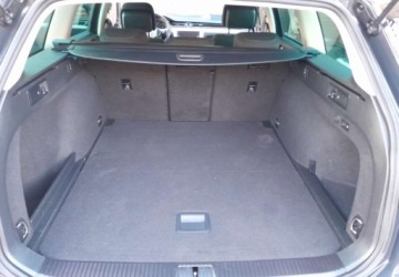 Volkswagen Passat B8 Variant 2.0 TDI BlueMotion SCR 150KM 2019 Volkswagen Passat Cena Brutto 2.0 Diesel 150KM, zdjęcie 14