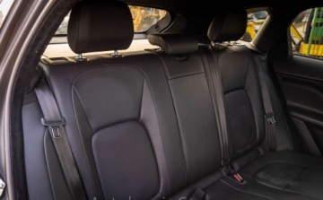 Jaguar F-Pace SUV 2.0 i4 250KM 2018 Jaguar F-Pace Jaguar F-Pace 25t AWD Premium 250KM 2.0 Benzyna 250KM, zdjęcie 16