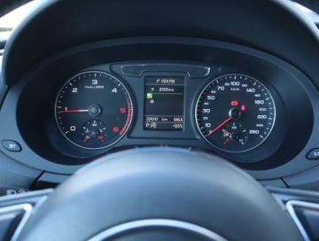 Audi Q3 I SUV Facelifting 2.0 TDI 150KM 2015 Audi Q3 2.0 TDI, Salon Polska, 4X4, Automat, zdjęcie 10