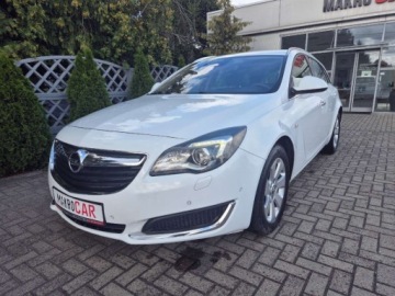 Opel Insignia I Country Tourer 2.0 CDTI Ecotec 170KM 2016 Opel Insignia Automat Nawigacja Podgrzewane fotele Apple Car Play 2.0