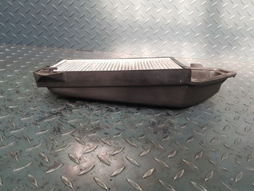 Корпус салонного фильтра левый BMW E60