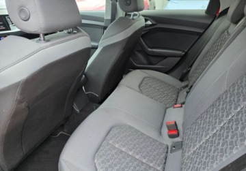 Audi A1 II 1.0 30 TFSI 116KM 2018 Audi A1 Sportback 30TFSI 116KM Advanced S tronic, Reflektory LED, Czujniki, zdjęcie 15