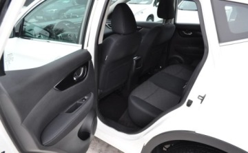 Nissan Qashqai II Crossover 1.6 dCi 130KM 2015 Nissan Qashqai 1.6 DCI 130km Kamera Nawigacja 1.6 Diesel 130KM, zdjęcie 17