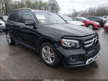 Mercedes GLB 2022 Mercedes-Benz GLB 2022 MERCEDES-BENZ GLB 250 4MATIC 2.0 Benzyna 221KM, zdjęcie 1