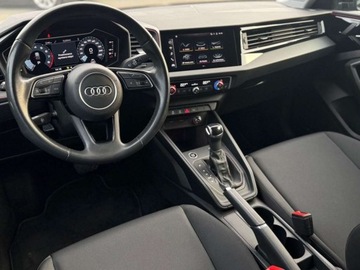 Audi A1 II 1.5 35 TFSI 150KM 2021 Audi A1 Sportback Ambiente czujniki przod i tyl klimatyzacja 2 strefowa, zdjęcie 10