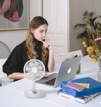 СКЛАДНОЙ 3-СКОРОСТНОЙ НАСТОЛЬНЫЙ ВЕНТИЛЯТОР, ОХЛАЖДАЮЩИЙ ВЕНТИЛЯТОР С ЗАРЯДКОЙ ПО USB