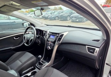 Hyundai i30 II Wagon 1.6 CRDi 110KM 2013 Hyundai i30 1,6 CRDI 110 KM Ksenon 6 Biegow 1.6 Diesel 110KM, zdjęcie 8