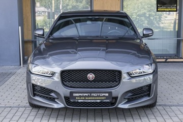 Jaguar XE Sedan Facelifting 2.0 i4P 300KM 2019 Jaguar XE Ledy / Virtual / XDRIVE / FV23%, zdjęcie 14