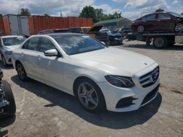 Mercedes Klasa E W213 2019 Mercedes-Benz Klasa E 450 4MATIC, 2019r., 4x4, 3.0L 3.0 Benzyna 362KM, zdjęcie 1