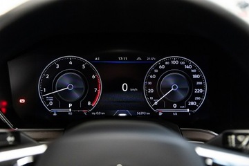 Volkswagen Touareg III SUV 3.0 V6 TSI 340KM 2021 Volkswagen Touareg 3.0 TFSI 340KM. Polska. Ideał., zdjęcie 31