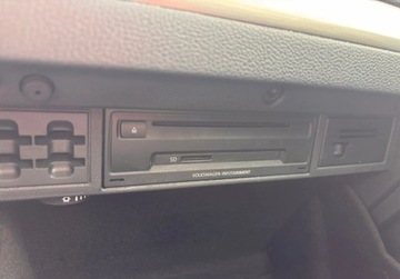 Volkswagen Golf VII Variant 1.6 TDI CR DPF BlueMotion Technology 105KM 2014 Volkswagen Golf 1.6D 105KM przeb.186tys ksiazka xenon zarejestrowany 1.6, zdjęcie 31