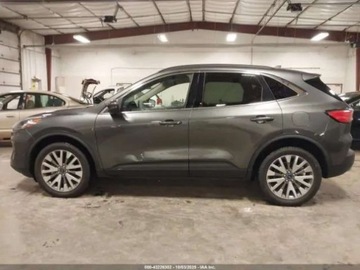 Ford Escape III 2020 Ford Escape 2.0 250KM 4X4 wersja TITANIUM, od firmy ubezpieczeniowej 2.0, zdjęcie 8