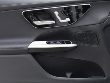 Mercedes GLC C254/X254 Coupe 2.0 220d 197KM 2025 GLC Coupe 220 d 4-Matic AMG Line 2.0 (197KM) 2025, zdjęcie 11