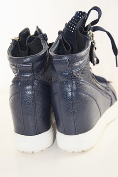 КОЖАНЫЕ БОТИНКИ ЗОЛОТО-АЖУРНЫЕ, размер 39