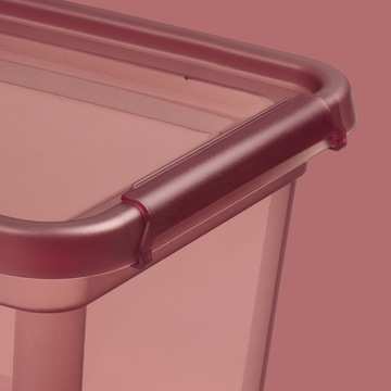 Смесь универсальных пластиковых бытовых контейнеров с крышкой Moxom 4x 1,5 л.