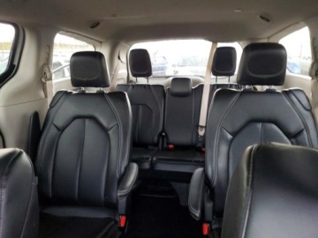 Chrysler Pacifica II 2024 Chrysler Pacifica Touring L 2024 3.6 Benzyna 287KM, zdjęcie 11