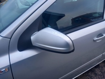 Opel Astra H Kombi 1.6 ECOTEC 115KM 2006 Opel Astra OPEL ASTRA H 1600 benzyna super stan 1.6 Benzyna 115KM, zdjęcie 24