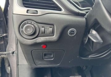 Jeep Cherokee V 2019 Jeep Cherokee Jeep Cherokee Latitude Plus 2.4L LPG 2.4 Benzyna 177KM, zdjęcie 19