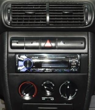 Seat Leon I Hatchback 1.6 105KM 2003 SEAT LEON (1M1) 1.6 16 V 105 KM, zdjęcie 26