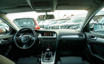 Audi A4 B8 Limousine 2.0 TFSI 180KM 2010 Audi A4 Limousine 2.0T 180KM Sedan cliamtronic Bixenon LED Grzane fotele, zdjęcie 29