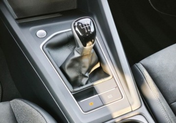 Volkswagen Golf VIII Hatchback 1.5 TSI EVO 150KM 2024 Volkswagen Golf Life Pakiety, ACC, Podgrzewane fotele, Kamera, Bezwypadko, zdjęcie 22