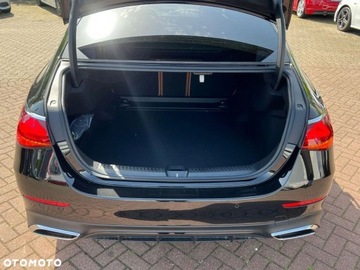 Mercedes Klasa E W214 2025 Mercedes-Benz Klasa E Mercedes-Benz Klasa E 220 d 4-Matic AMG 2.0 Diesel, zdjęcie 8