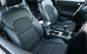 Kia Sportage III SUV Facelifting 1.7 CRDi 115KM 2016 Kia Sportage 1,7 CRDI 115 KM BI-Xenon Nawigacja Kamera asystent 1.7 Diesel, zdjęcie 23