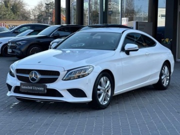 Mercedes Klasa C W205 Kabriolet Facelifting 1.6 200d 160KM 2019 Mercedes-Benz Klasa C 200 d ManualLedParktronicSalon PL 1.6 Diesel 160KM, zdjęcie 3