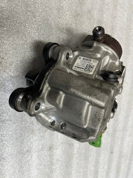 POMPA WTRYSKOWA VOLVO 31372081D3 D4 D5 V60 XC60