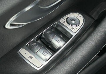 Mercedes Klasa E W213 2022 Mercedes-Benz Klasa E AMG line 220d 4-Matic 9G-Tronic EQ Boost, , GPS, Kam, zdjęcie 17