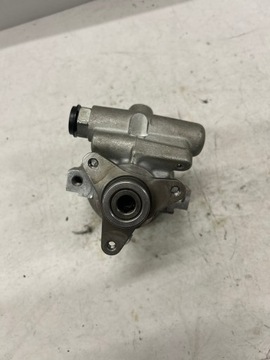 ČERPADLO SERVA MITSUBISHI CARISMA OPEL VIVARO