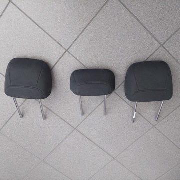 ПОДГОЛОВНИКИ ЗАДНИЙ ПОДГОЛОВНИК JEEP RENEGADE 14-